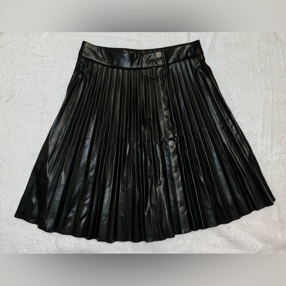 Lucy Paris faux leather black skirt size small